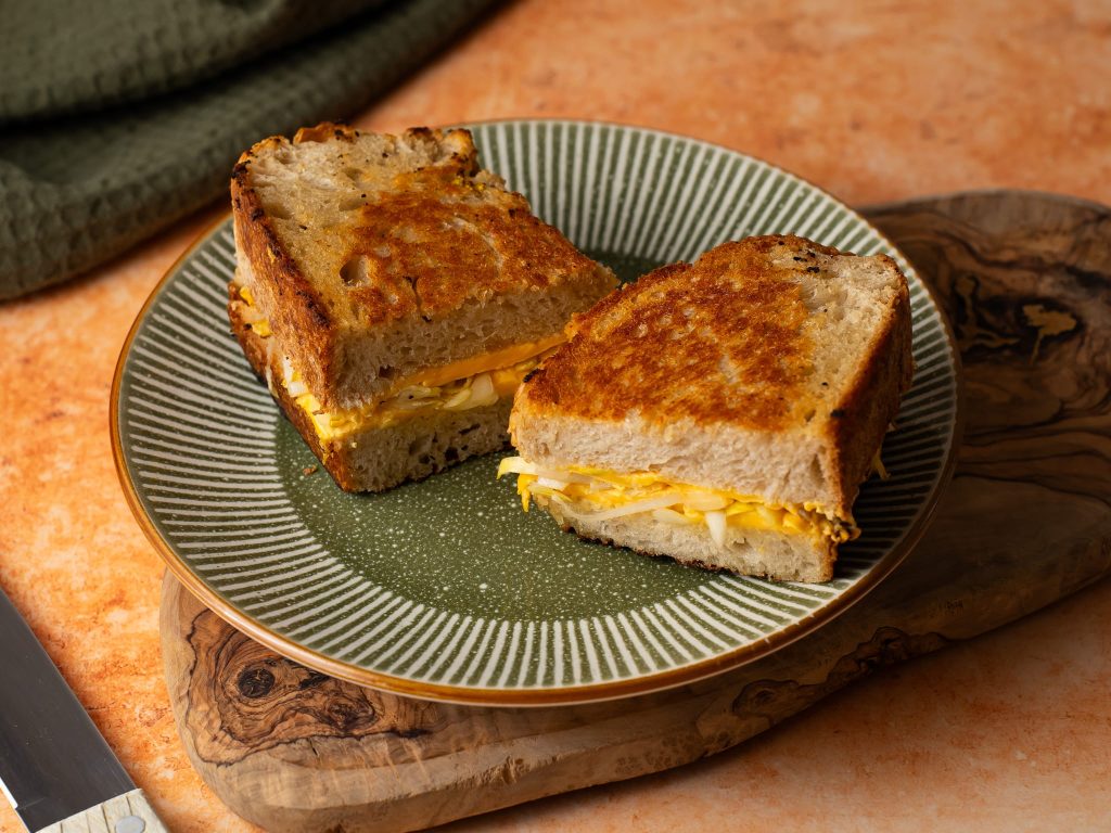 Grilled Cheese met Kimchi en witlof