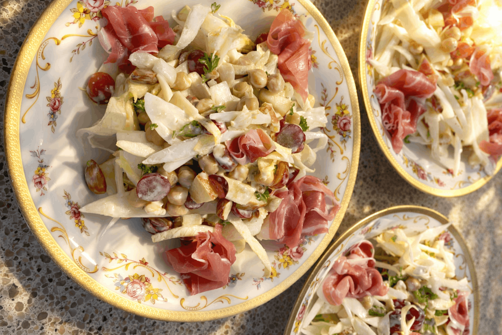 witlofsalade kikkererwten walnoten druiven ham